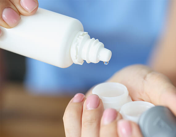 Bad Contact Lens Habits You Should Break